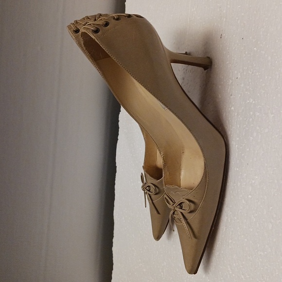 Jimmy Choo Beige Leather Pumps - Picture 5 of 10
